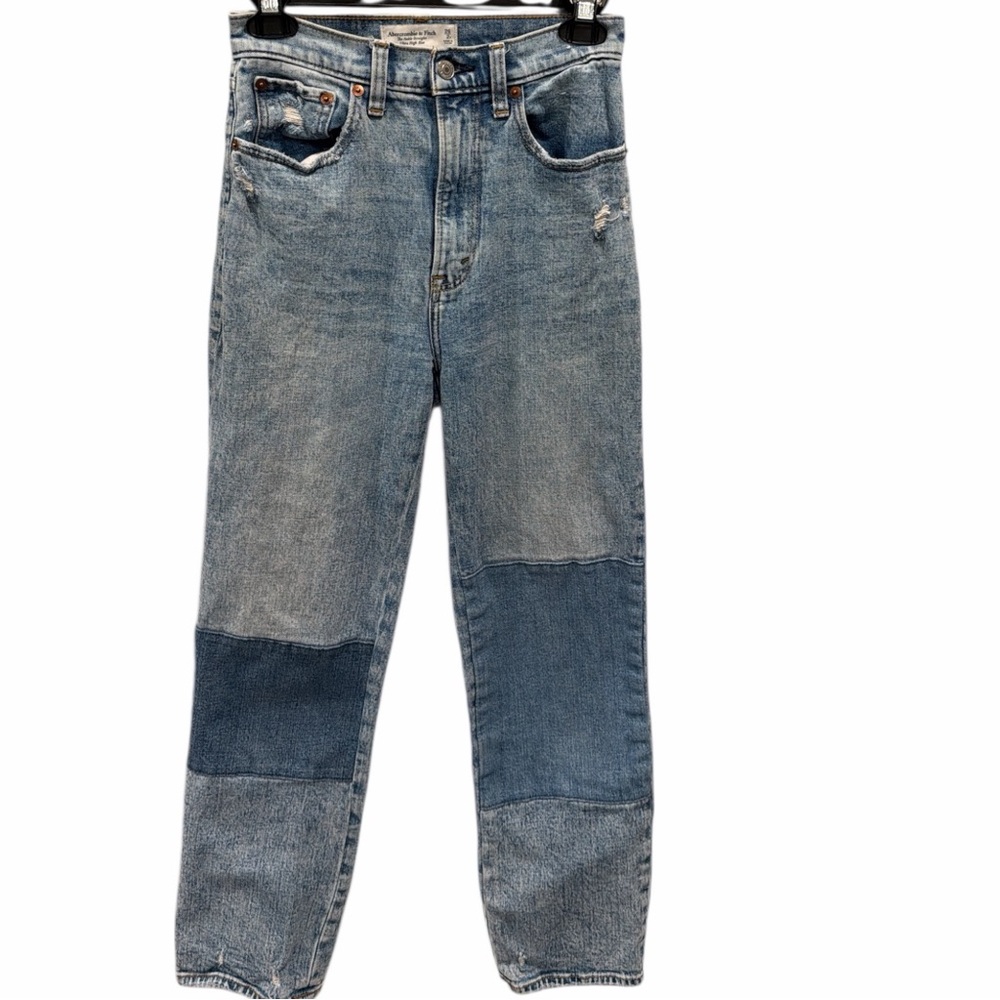 Abercrombie Ultra High Rise Ankle Straight Jeans Patch Distressed Sz 26 - Picture 2 of 7
